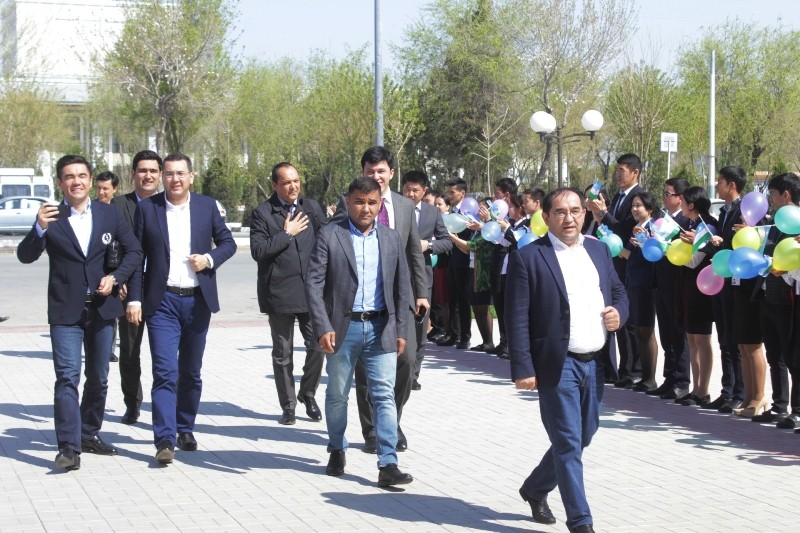 Өзбекстанның жетекши бизнесменлери Нөкиске келди