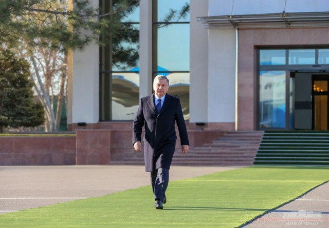 Президент Шавкат Мирзиёев Ҳиндистанға кетти