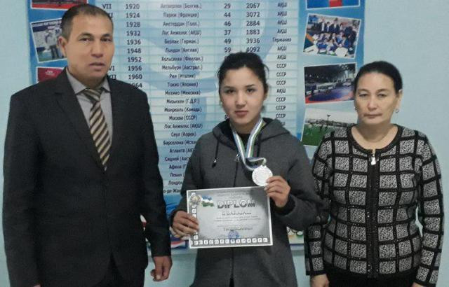 НМПИ студенти бокс бойынша Өзбекстан чемпионатында сыйлы орын ийеси болды